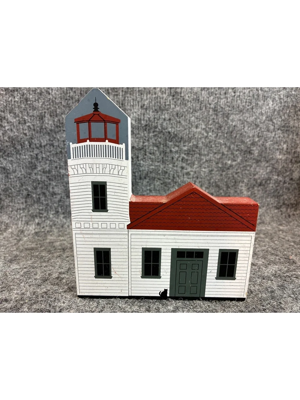 The Cat's Meow West Coast Lighthouse Series Point Pinos Light Wooden Collectible